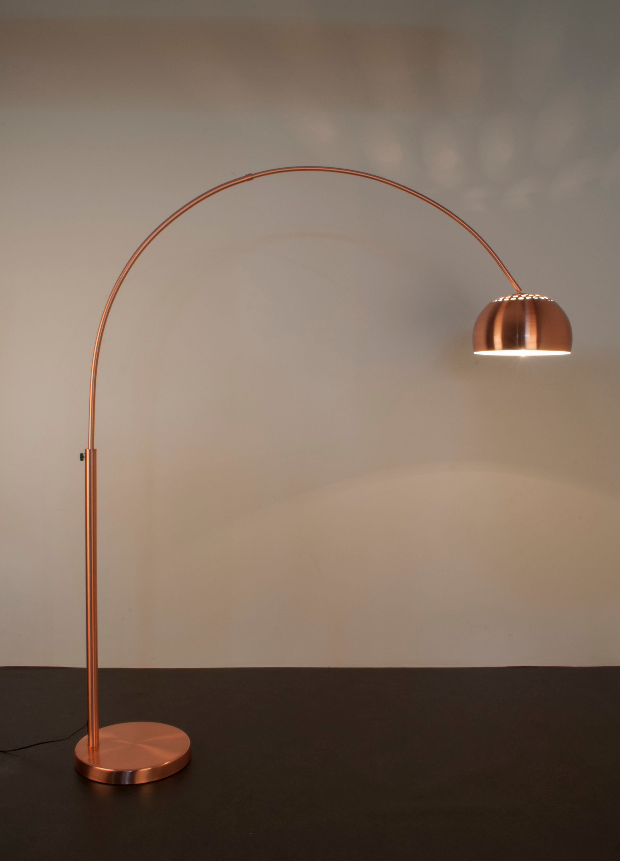 Zuiver Metal Bow Copper Floor Lamp